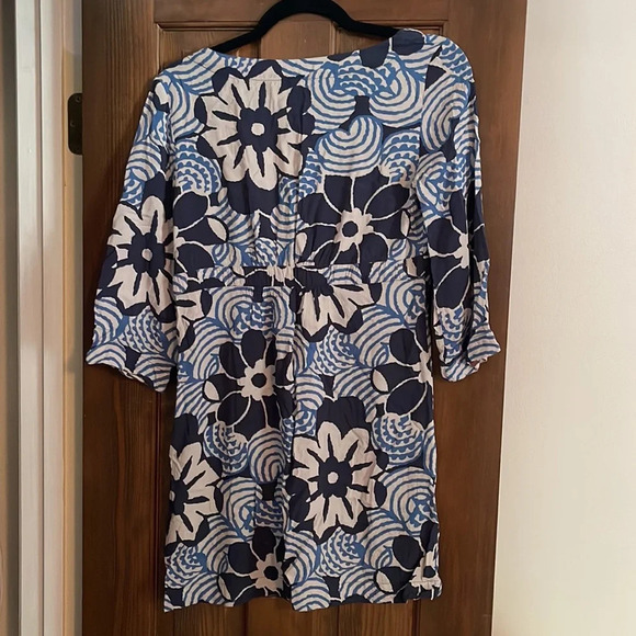 Boden lightweight summer dress size 4 - Picture 3 of 5